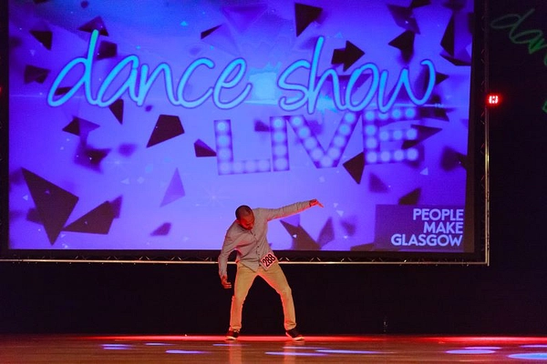 Vidura on Dance Show Live