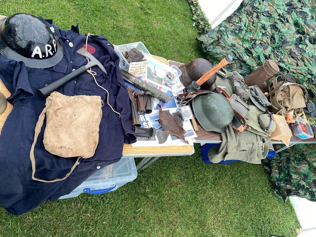 WW2-army-gear