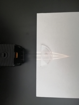 Convex Lens Merging Light Waves